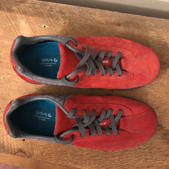 Gravis red suede sneakers - Picture 7 of 9